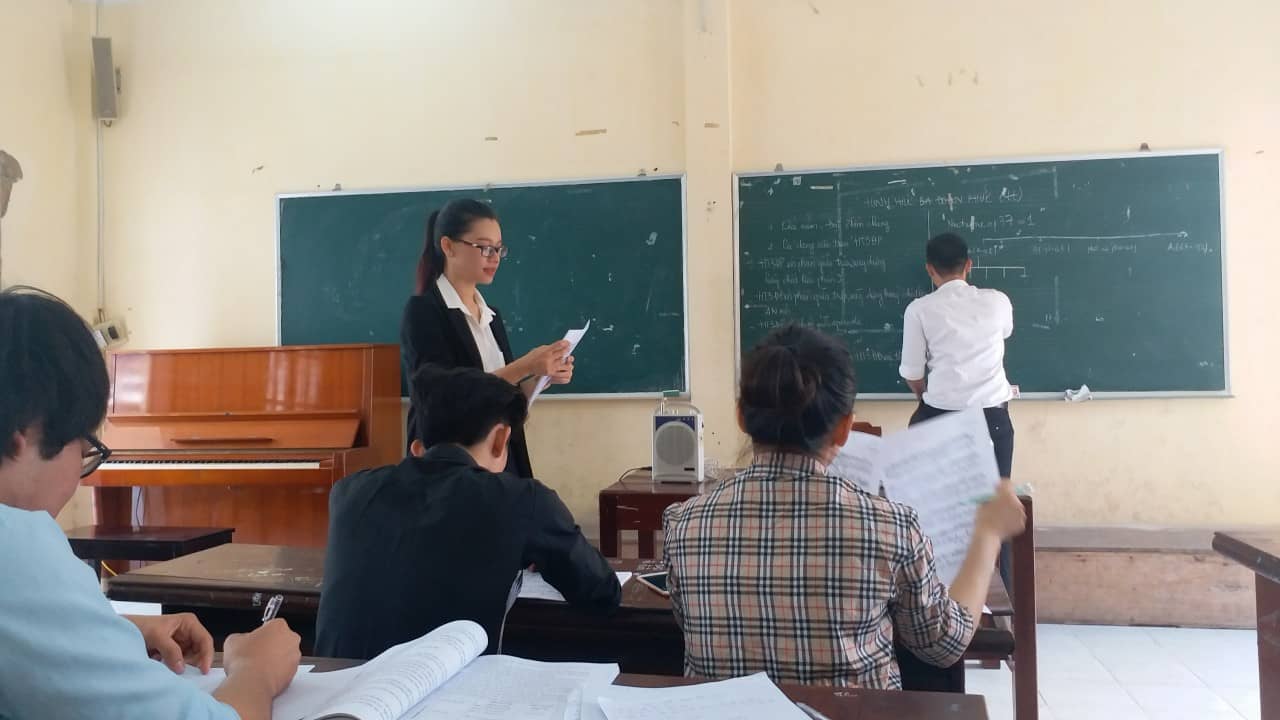 gv túc dạy